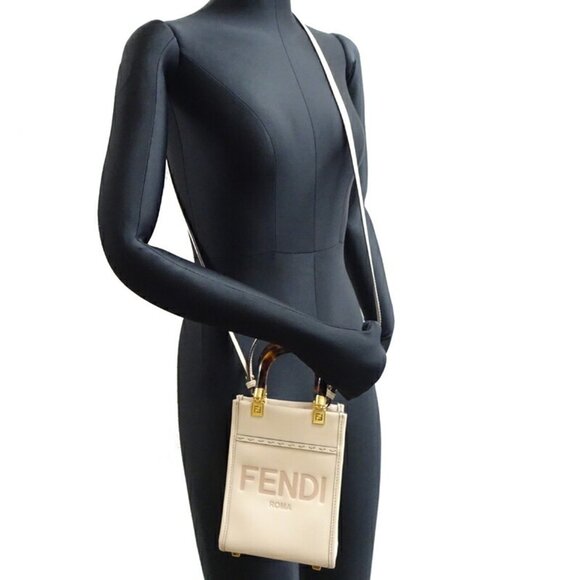 FENDI Beige Leather Shoulder Bag - Picture 9 of 10